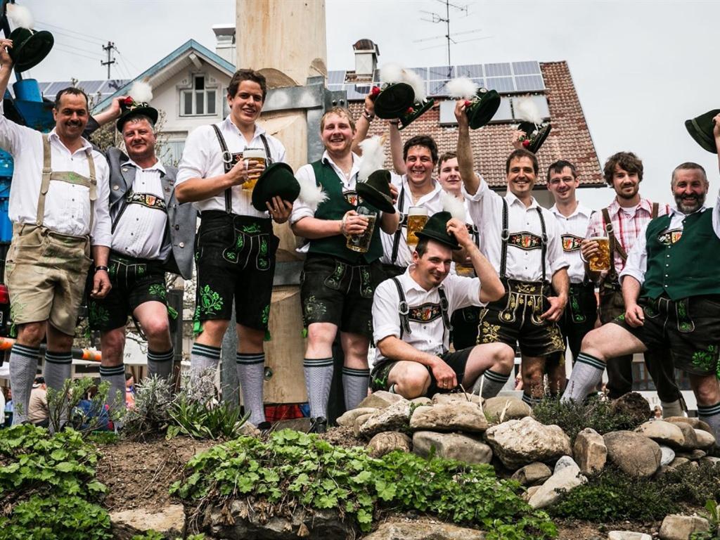 Gasthof Zum Hirsch Görisried エクステリア 写真